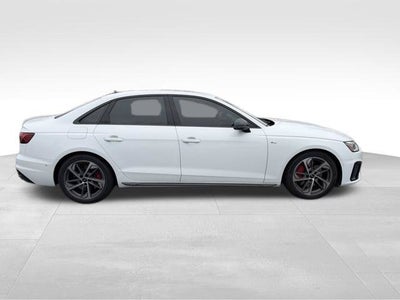 2023 Audi A4 45 S line Prestige quattro