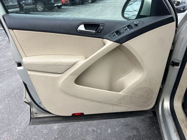 2011 Volkswagen Tiguan S