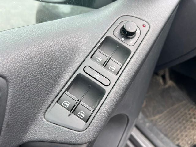 2013 Volkswagen Tiguan S 4Motion